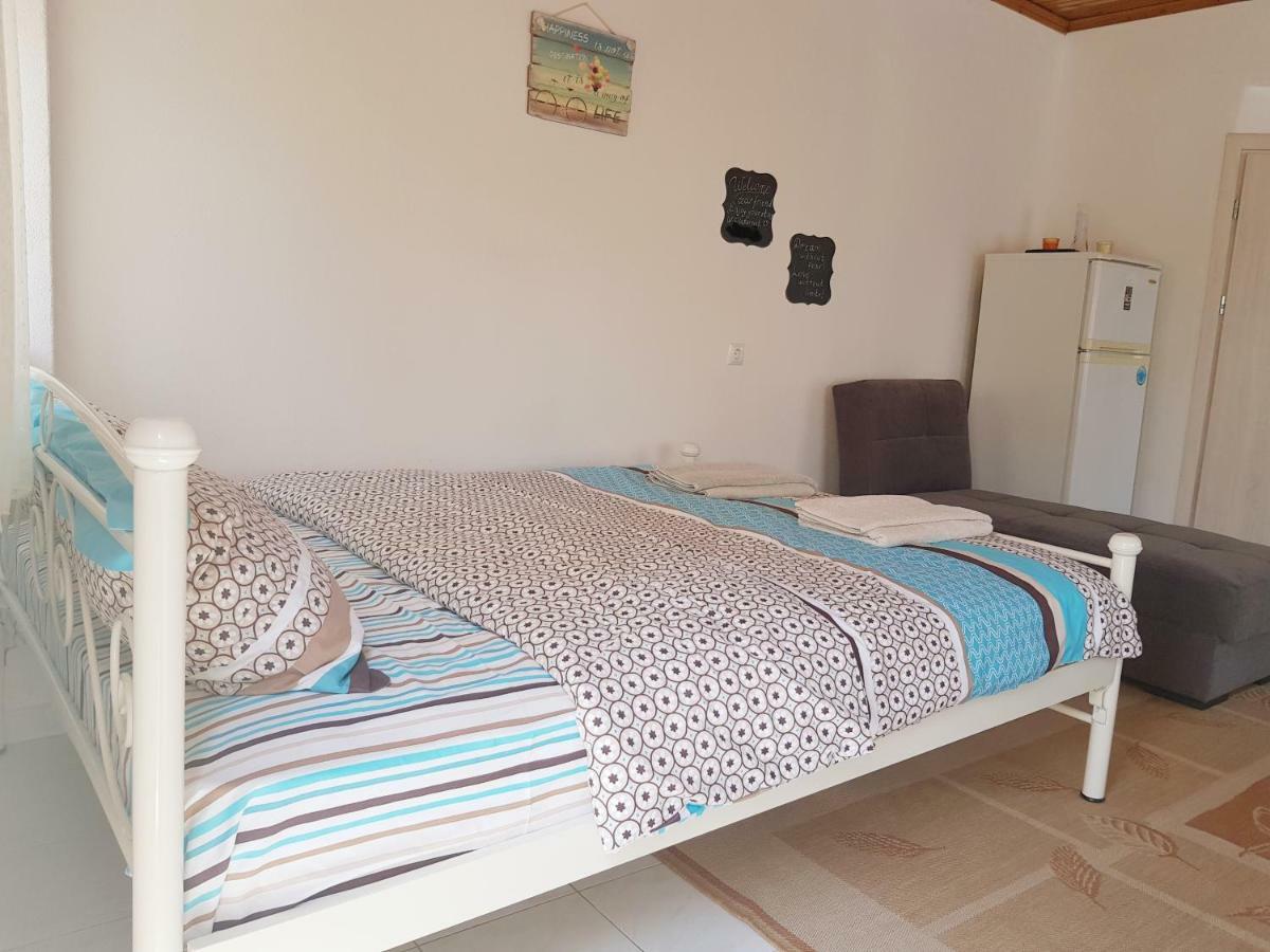 Safe And Cozy Studio In Xanthi! Ngoại thất bức ảnh