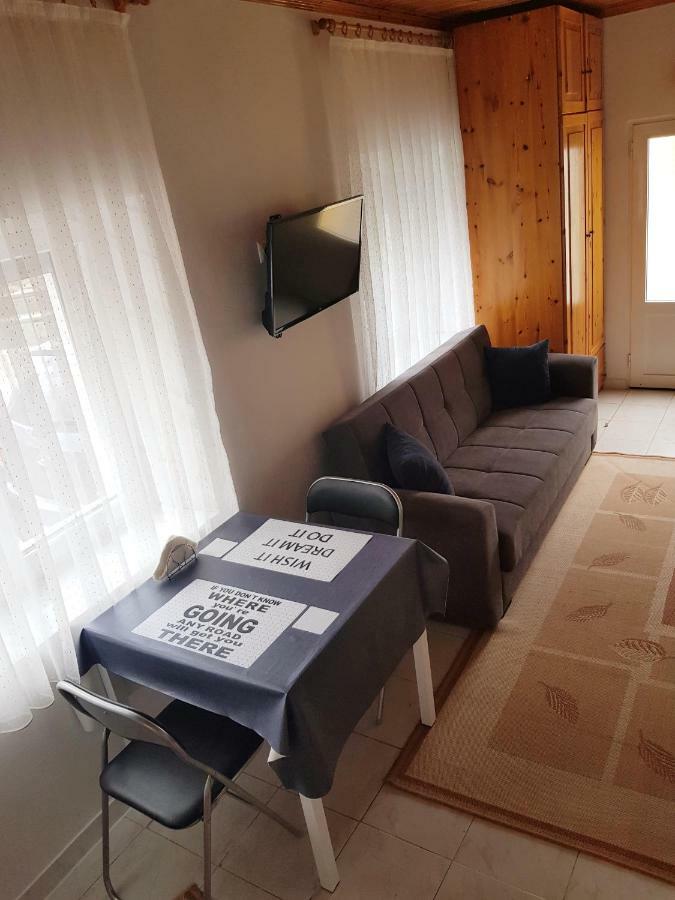 Safe And Cozy Studio In Xanthi! Ngoại thất bức ảnh